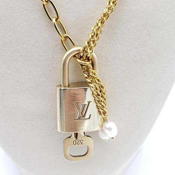 Double Chain Necklace with Authentic Louis Vuitton Padlock Pendant & Fresh Pearl - Picture 7 of 13
